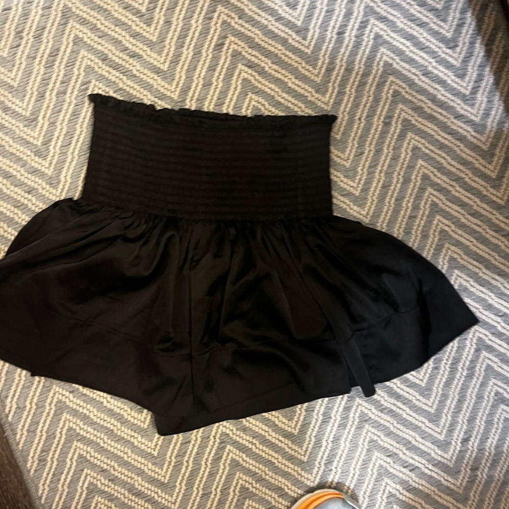 Natural life shorts